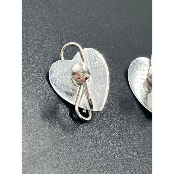 CARL ART Signed Vintage Sterling Silver Ribbed HEART Screw Back Earrings - Picture 7 of 9